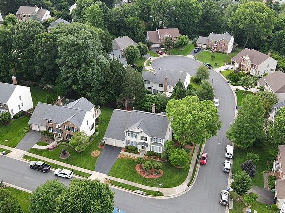 4th image of 14200 Pony Hill Ct
