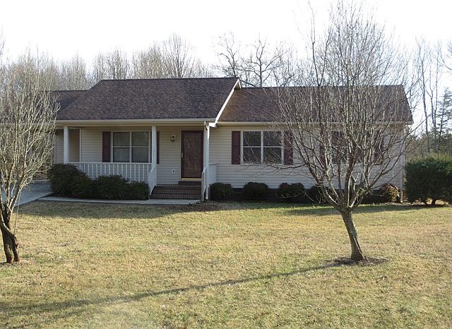 1st image of 728 Willow Briar Ln