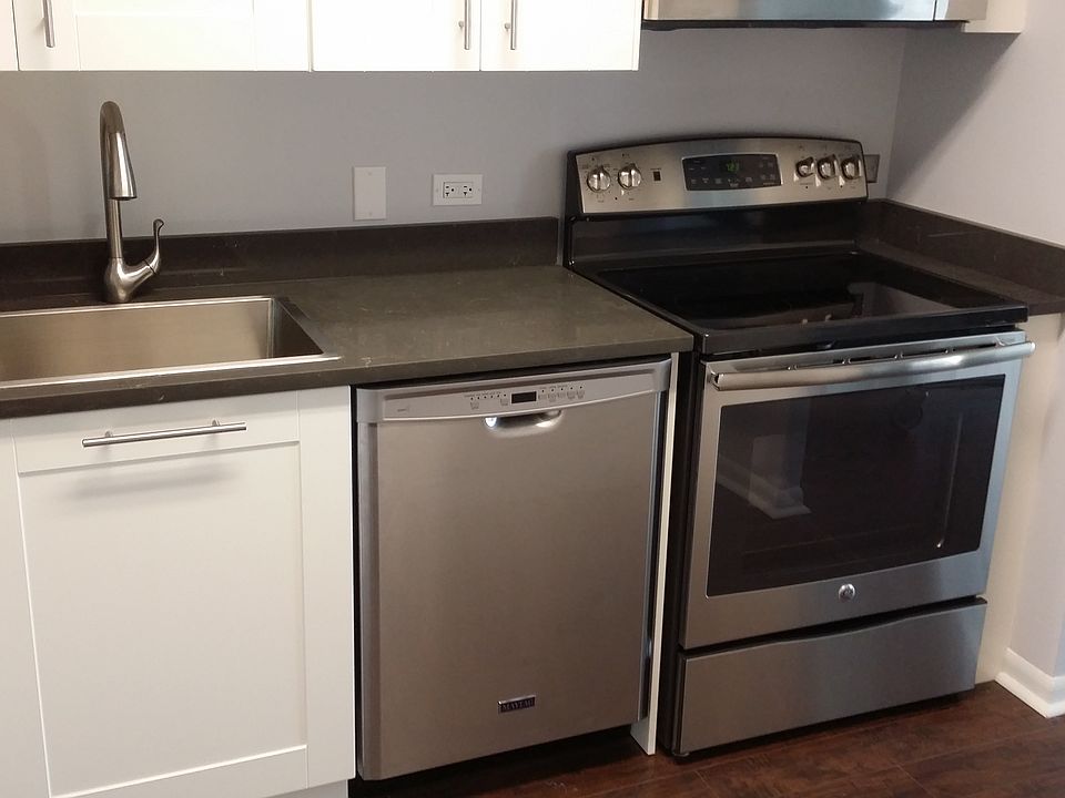 1st image of 2020 N Lincoln Park W APT 28C