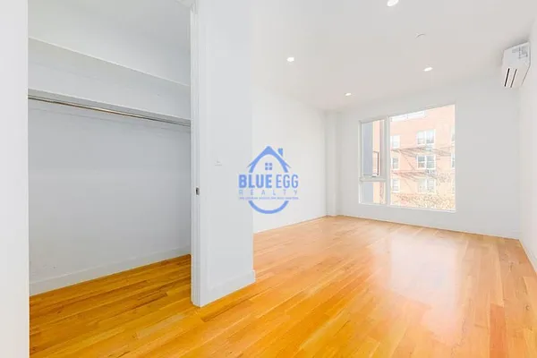 Rented by GROOME REALTY LLC | media 20