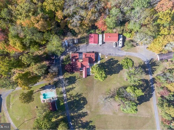 29 Boulder Rd, Upper Black Eddy, PA 18972