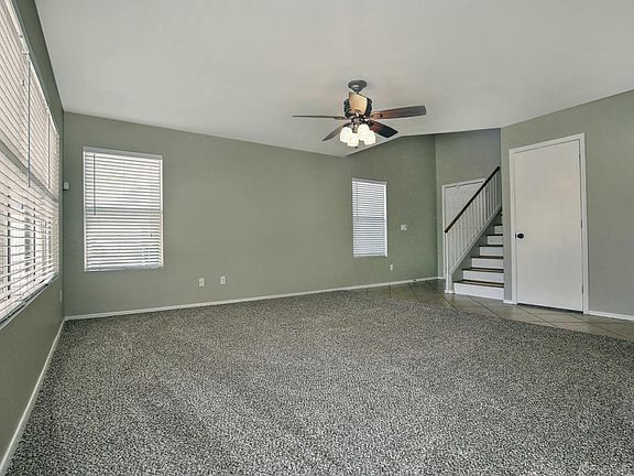 5th image of 2430 S Apache Dr