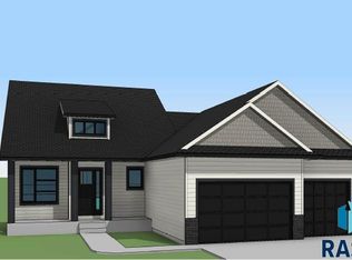 6808 E Gallant Cir, Sioux Falls, SD 57110