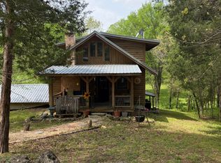 2159 Reno Springs Rd, Walnut Shade, MO 65771