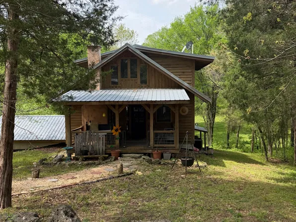 2159 Reno Springs Road, Walnut Shade, MO 65771