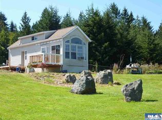 90 Montihill Ln, Sequim, WA 98382