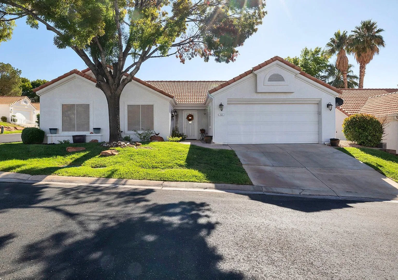 39 N Valley View Dr — Photo 1