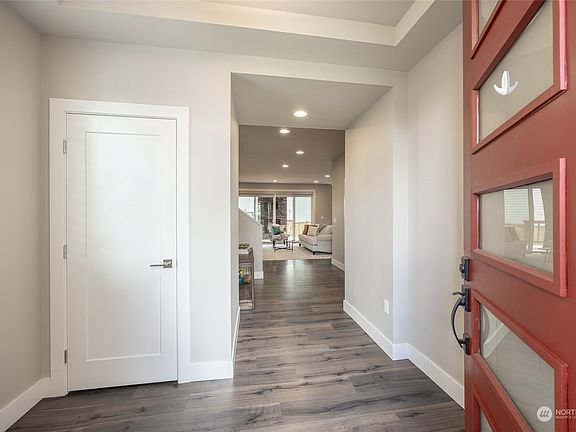 3rd image of 12821 83rd Avenue Ct E