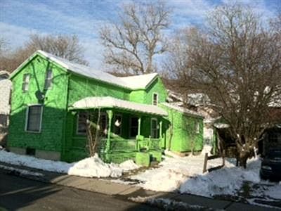 1st image of 90 Spencer Ave