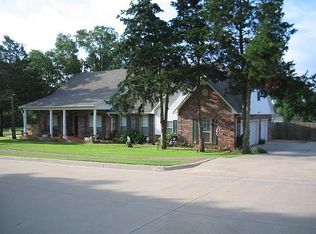 403 E Pulaski St, Shawnee, OK 74804