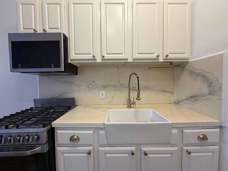 1st image of 188 South St APT 1