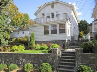 66 Wallace St, Tuckahoe, NY 10707