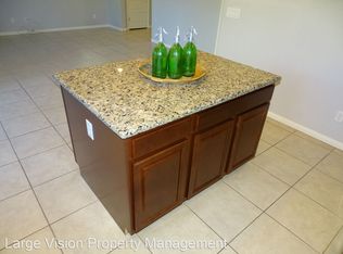 833 N Water St, Henderson, NV 89011