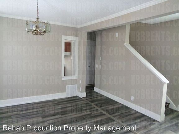 3rd image of 3729 Herbert Ave Floor 2