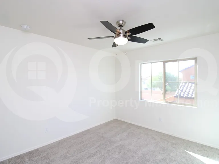 11443 W Saint John Rd — Photo 12