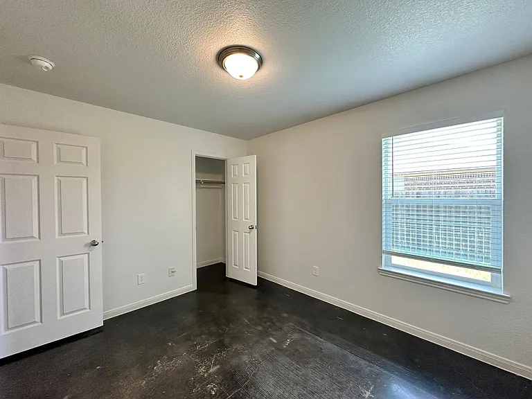 4507 Skyflower Ln — Photo 27
