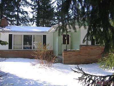 1st image of 520 Carlin Dr