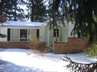 520 Carlin Dr, Northfield, OH 44067