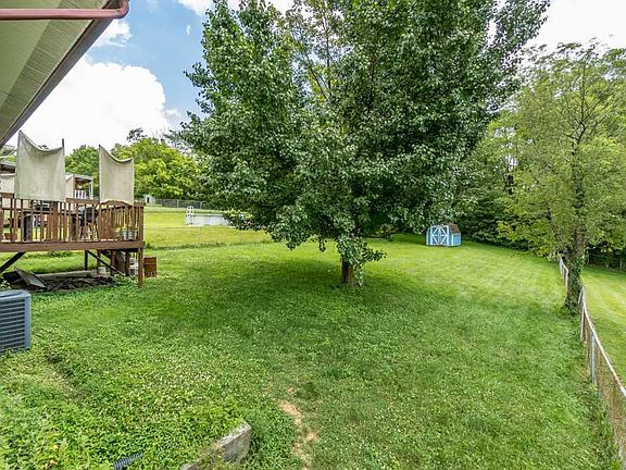 5th image of 3529 Jacqueline Dr