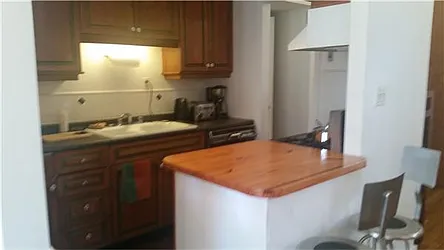 Rented by R New York