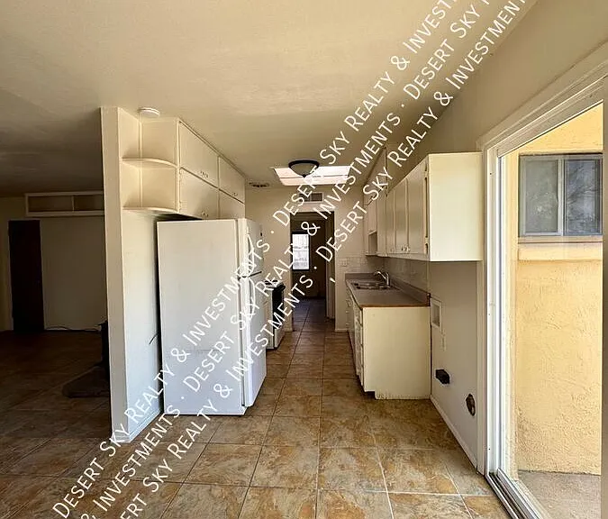 2030 Chilton Dr — Photo 6