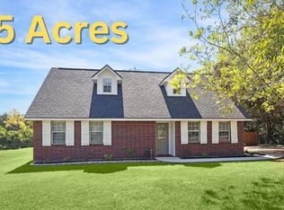 8950 Gosler Rd, Sealy, TX 77474