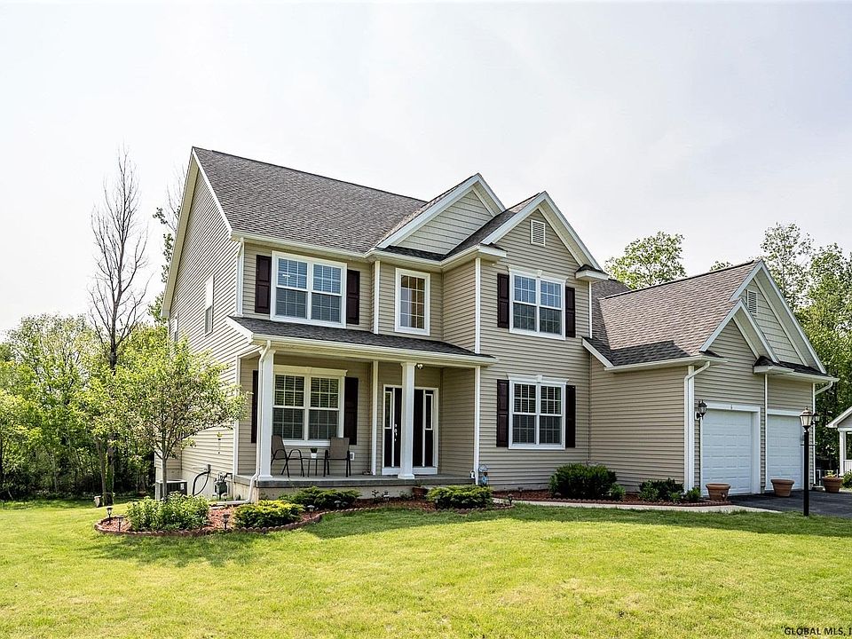1st image of 6 Mallard Pl