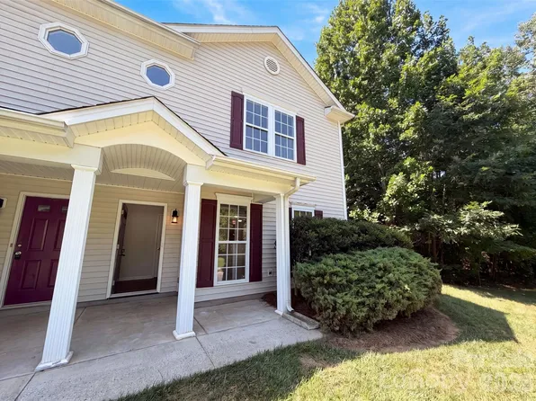 9514 Littleleaf Dr, Charlotte, NC 28215