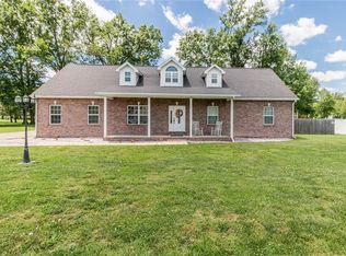 1309 Summer Dr, Herrin, IL 62948