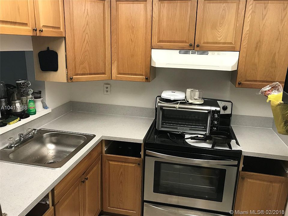 2nd image of 11780 SW 18th St #4232