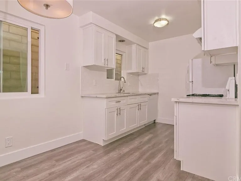 225 Rosecrans Ave #3 — Photo 5