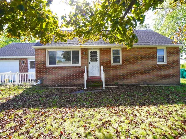 3817 Sowles Rd, Hamburg, NY 14075