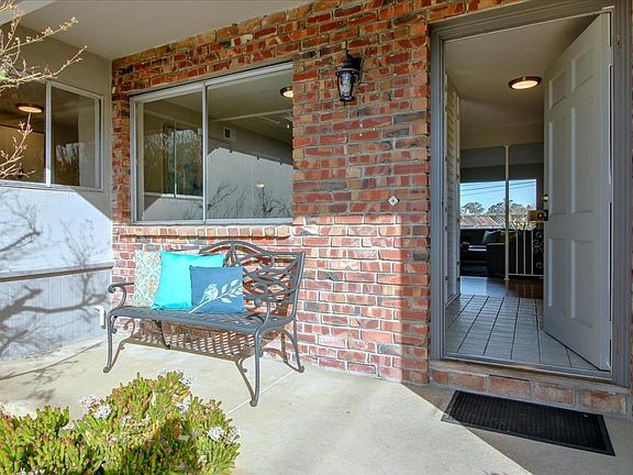 5th image of 812 Piper Ave