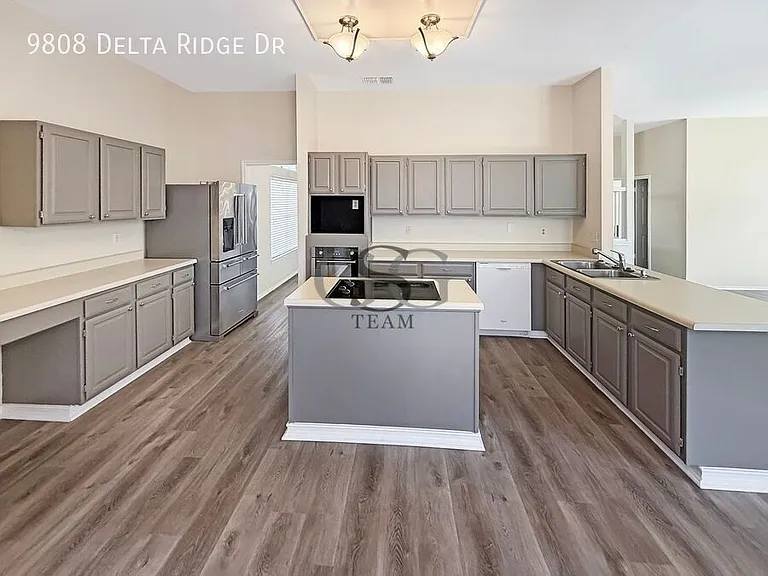 9808 Delta Ridge Dr — Photo 19
