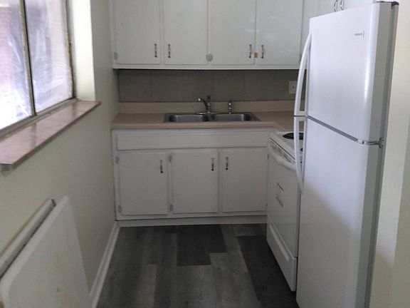 3rd image of 5101 Asheville Hwy #22
