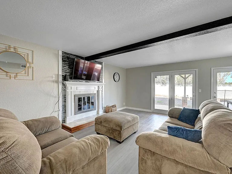 2247 Marlboro Dr — Photo 18