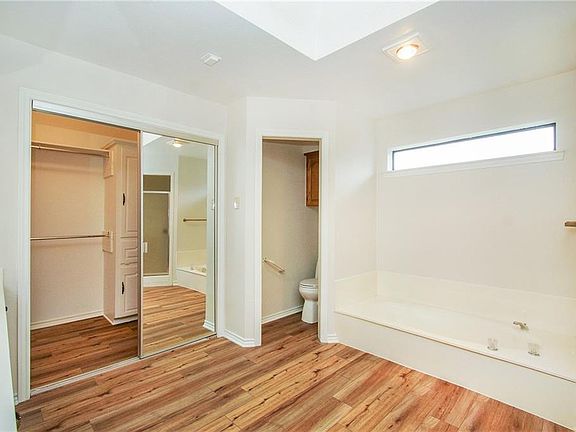 5th image of 3548 Arbuckle Dr