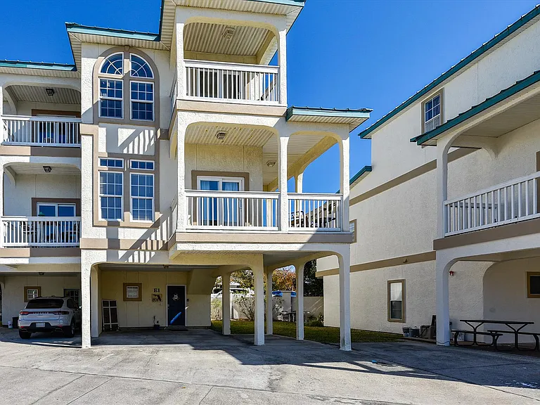 17878 Front Beach Rd #E1 — Photo 12