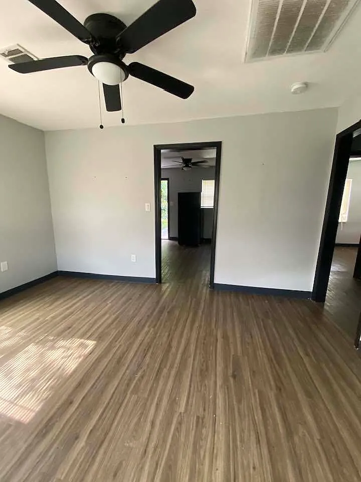 8123 Betty Boop Street - 1 — Photo 4