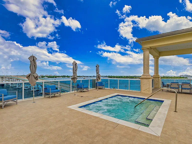 2640 Lake Shore Dr #1716 — Photo 40