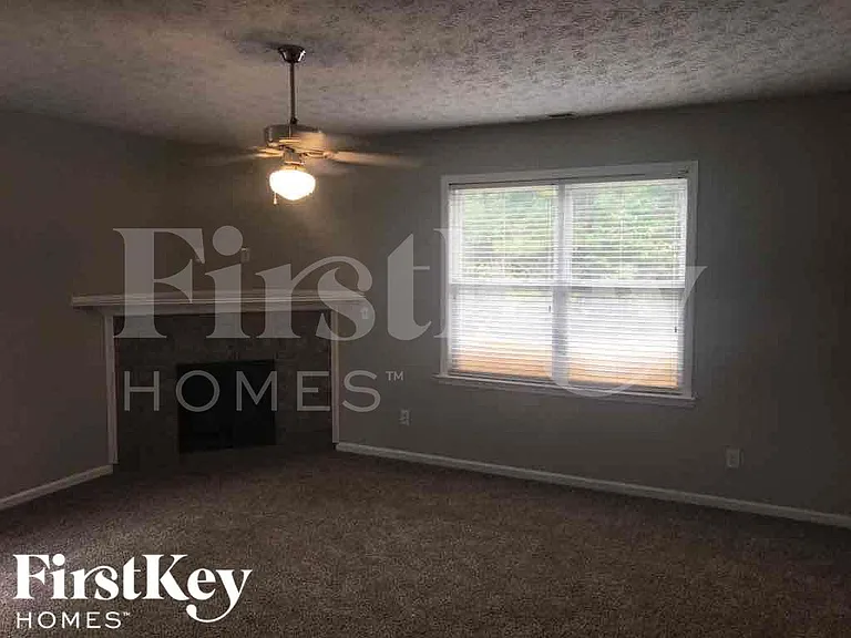 7368 Taloga Ln — Photo 3
