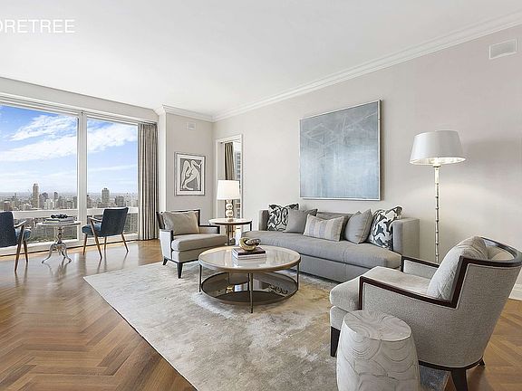 2nd image of 80 Columbus Cir Unit B65
