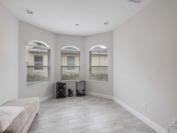 4th image of 11020 SW Winding Lakes Cir