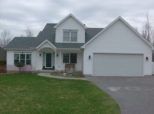 1461 W Blood Rd, East Aurora, NY 14052