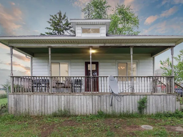 633 S Van Dyke Rd, Marlette, MI 48453