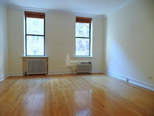 Rented by Manhattan Connection | media 1