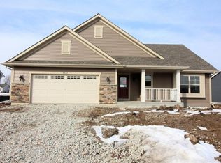 9432 Hawthorne Dr, Sturtevant, WI 53177