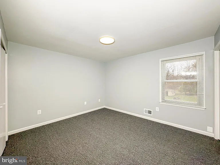 9206 Lorelei Ct — Photo 31