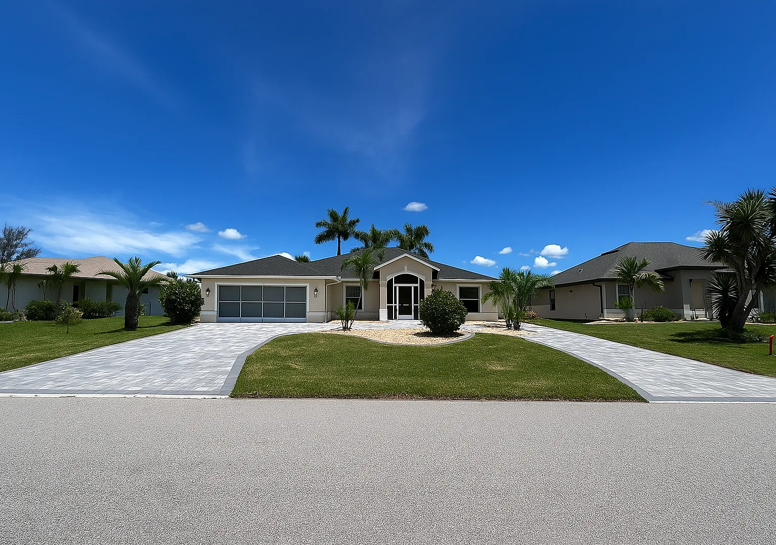 Furnished Short Term Rental - 3 Bed / 2 Bath - Single Family Pool Home - $5,000/Month ** Heated S... — Photo 1