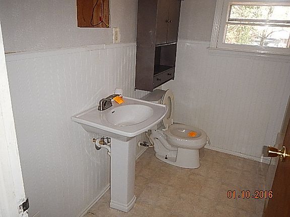 2nd image of 315 Weblin St